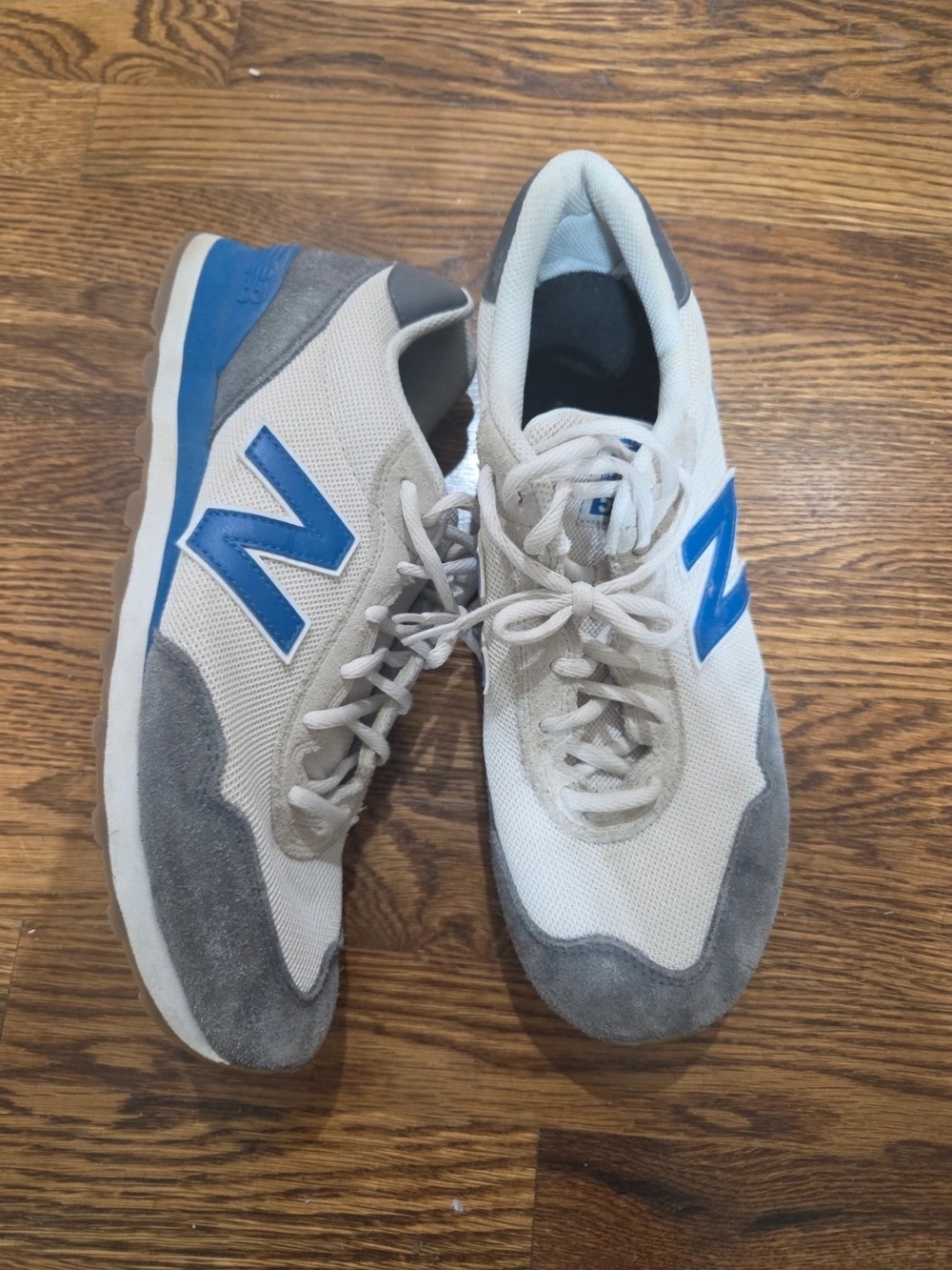 - NB New Balance Men's Gray and Blue Retro Runner Sneakers